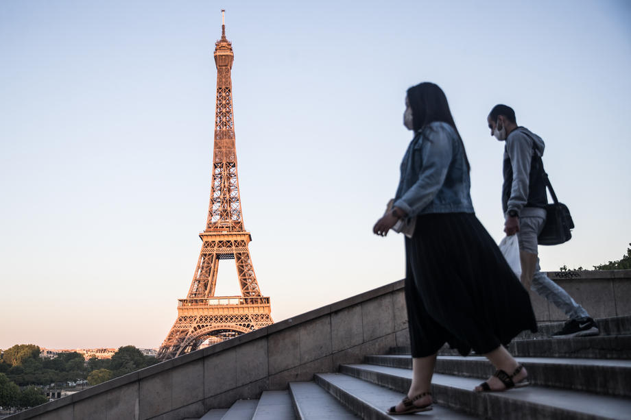 Eiffel Tower will reopen