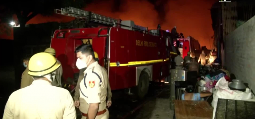 fire in Shahbad Dairy area