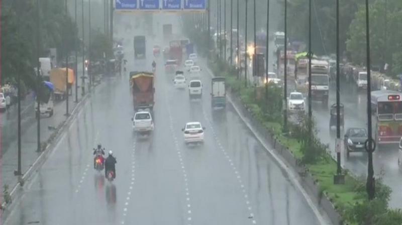 IMD issues heavy rainfall alert