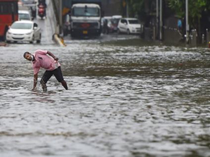 Heavy rain alert Delhi-Mumbai