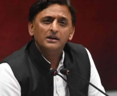 Akhilesh targets yogi government