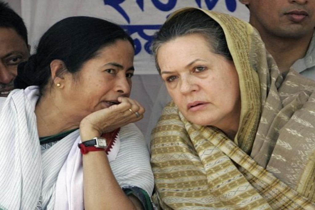 Sonia Gandhi hold meeting