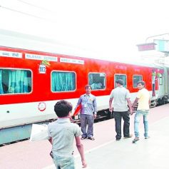 Railways run Rajdhani Express for one ride