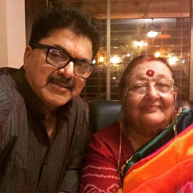 ashoke pandit mother passed away