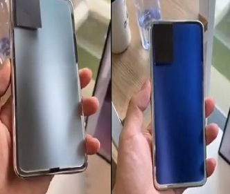 Color changing smartphone