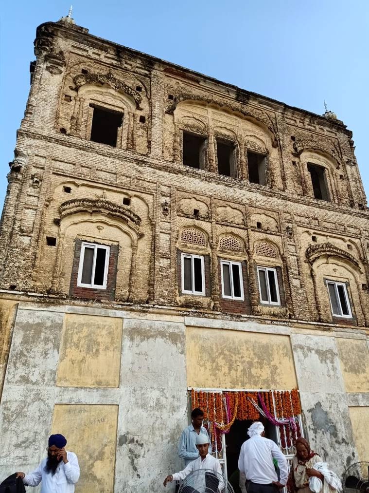 Reconstruction of historical Gurdwara