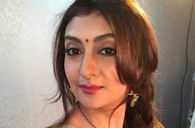 Juhi parmar new show