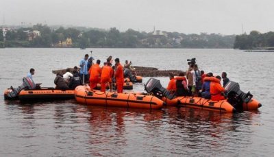 boat capsizes in chambal river