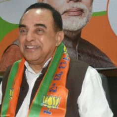 subramanian swamy targets bjp it cell