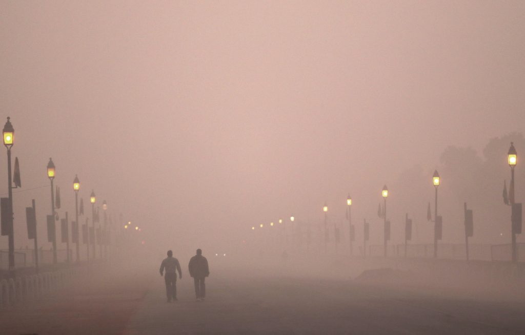 Delhi air quality turns severe