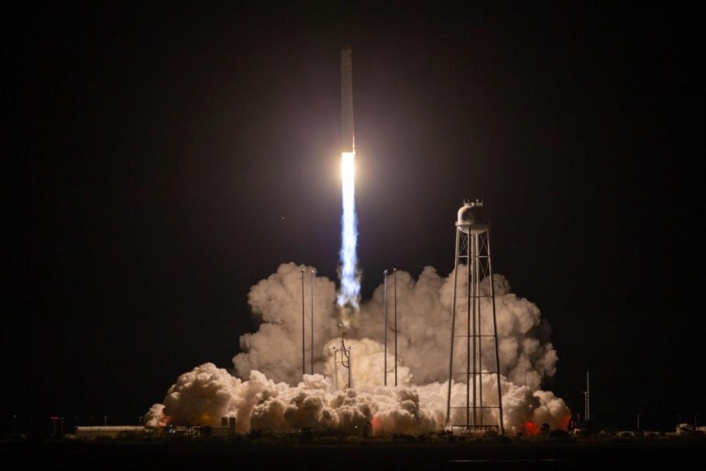 Nasa lifts off cargo spacecraft