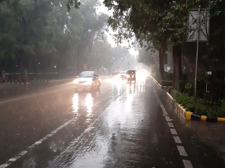 Delhi rain and strong winds