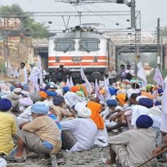 Punjab farmers protest railways