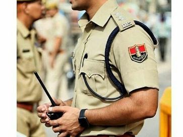 Delhi Police puts smiles