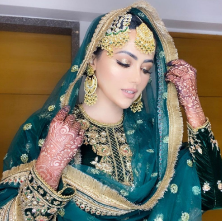 Sana Khan looked beautiful