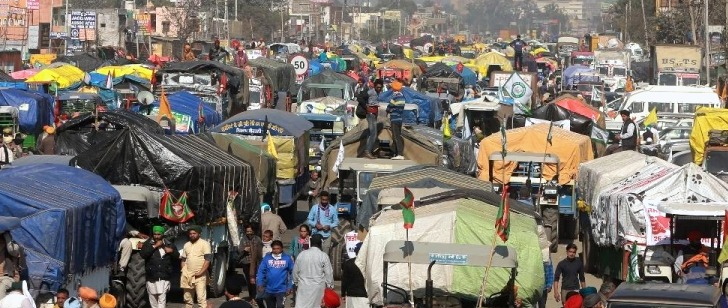 Delhi autorickshaws and taxis