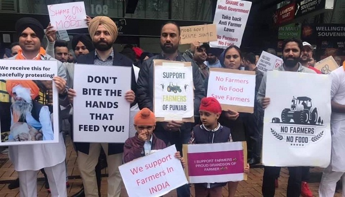 Punjabis in favor of farmers in Wellington