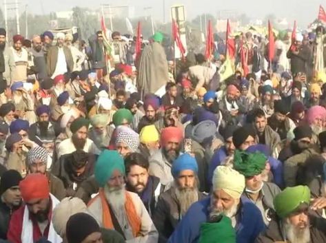 Farmers protest Delhi updates