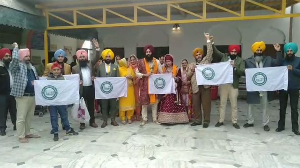 gurdaspur marriage in favour of farmers protest