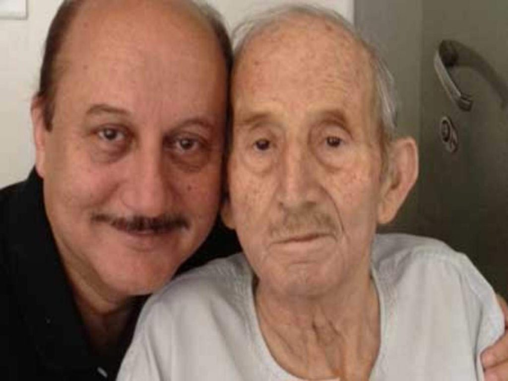 Anupam Kher celebrate after his father's death