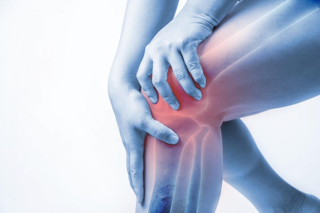 House women knee pain