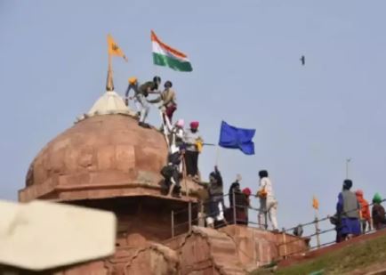 Investigation into incident at Red Fort