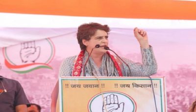 Priyanka gandhi addresses rally in mathura