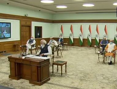 PM Modi chairs Governing Council