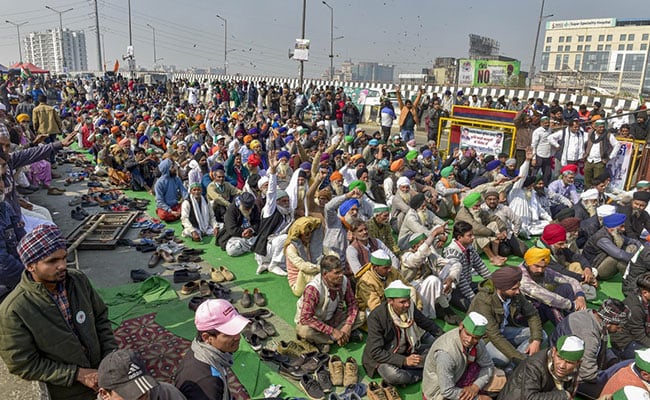 farmers at Ghazipur border