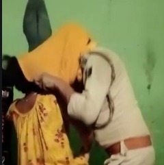 bihar drunk police sub inspector dirty dance