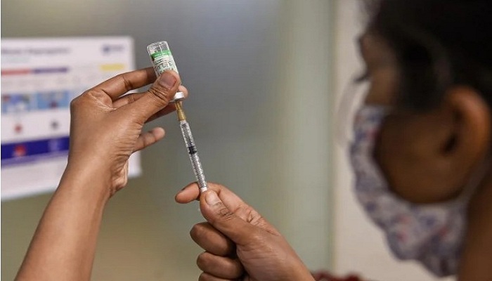 central jail indore given first shot covid 19 vaccine