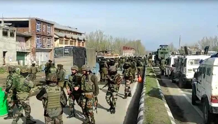 Militants attacked crpf party