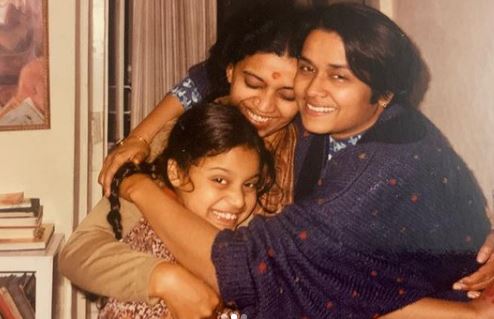 Swara Bhaskar congratulates his mother