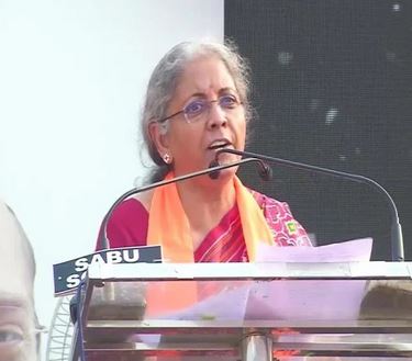 Nirmala Sitharaman slams kerala govt