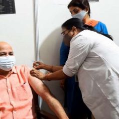 Manish sisodia corona vaccination