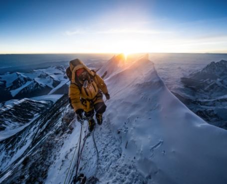 Coronavirus reaches Mount Everest
