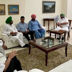 sidhu and cm capt official meeting
