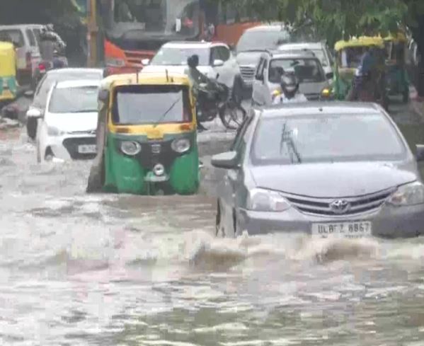 Heavy rains lash parts of Delhi-NCR
