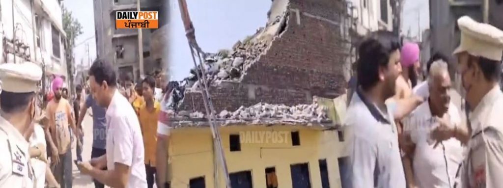 collapse of old factory building in Ludhiana