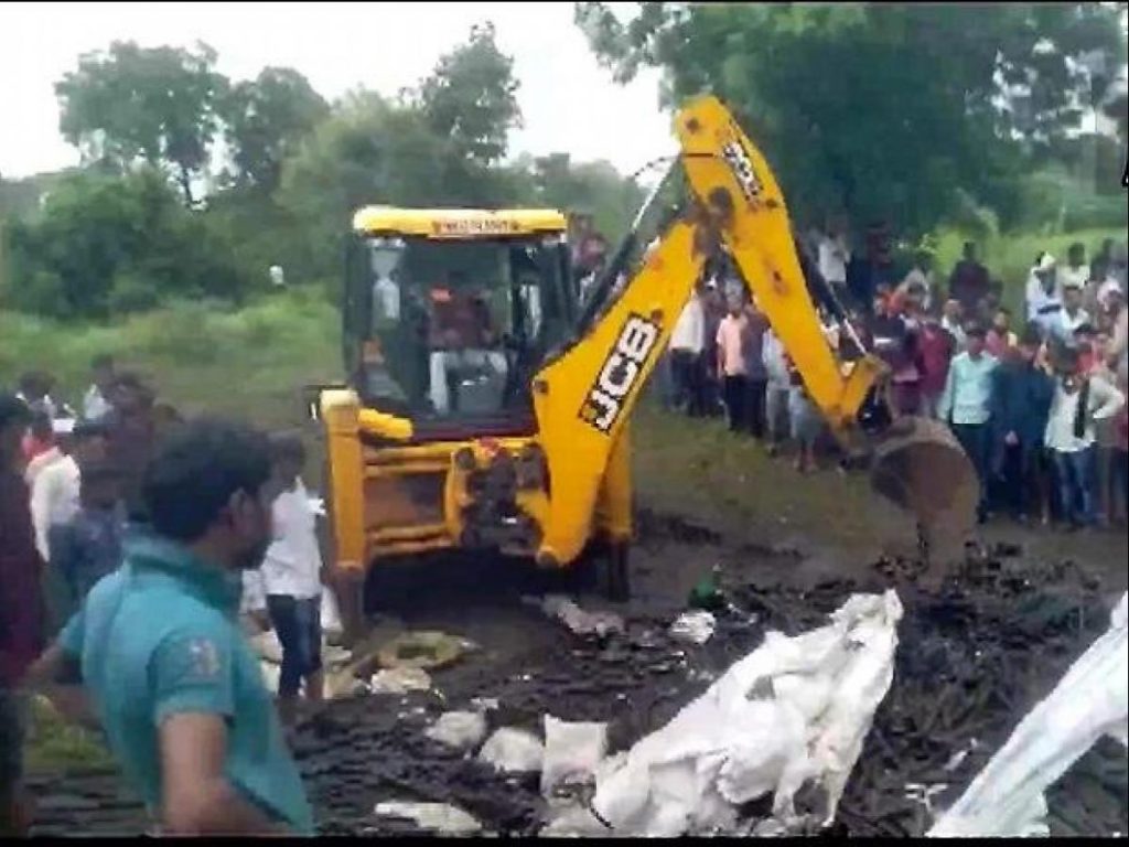 13 labourers killed in maharashtra buldhana