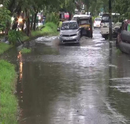heavy rainfall warning in kerala
