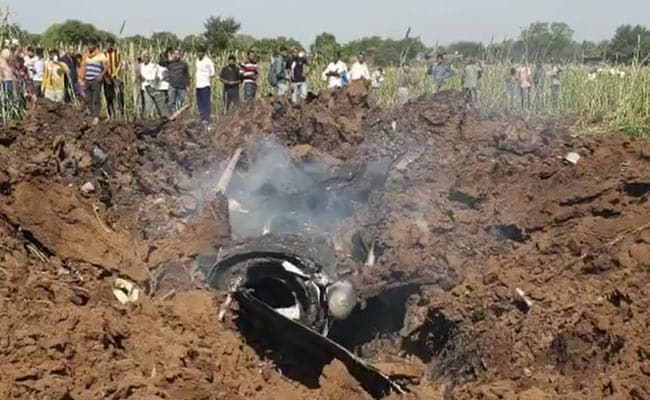 indian airforce plane crashes