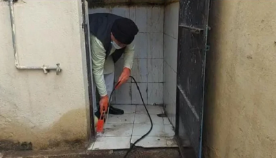 minister pradhuman singh tomar cleaned the toilet