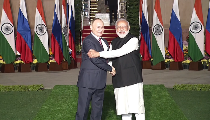 pm modi met russian president vladimir putin