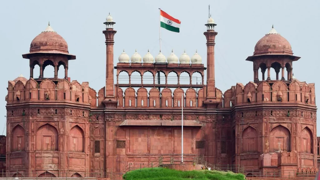 mughal dynasty claims ownership of red fort