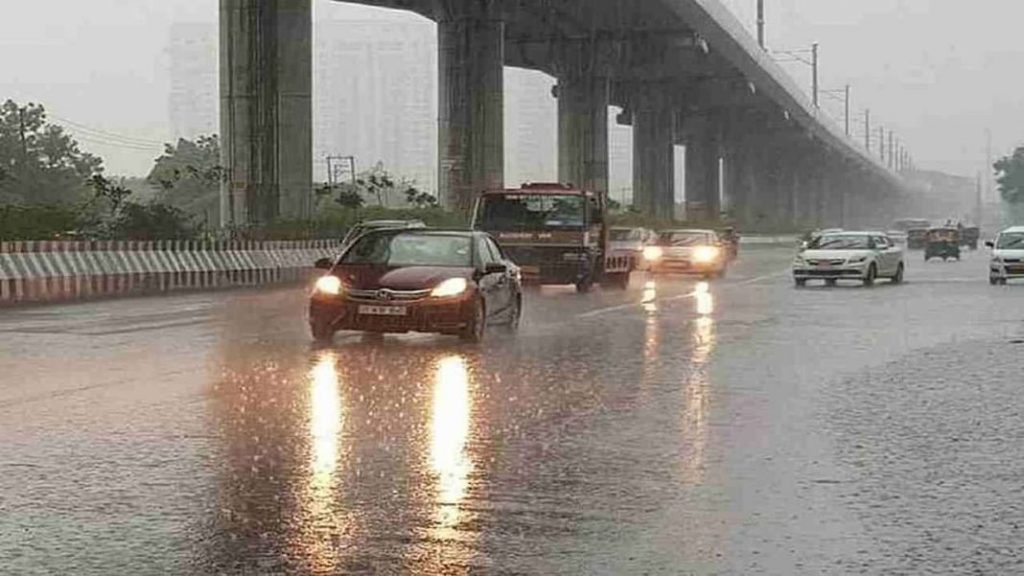 Delhi rain breaks record