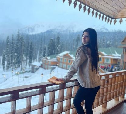 mouni roy shares pictures 