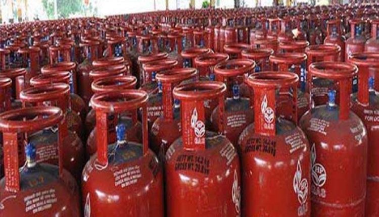 Price of commercial LPG cylinder hiked