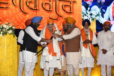 Pm Modi to address 400th Parkash Purab Celebrations