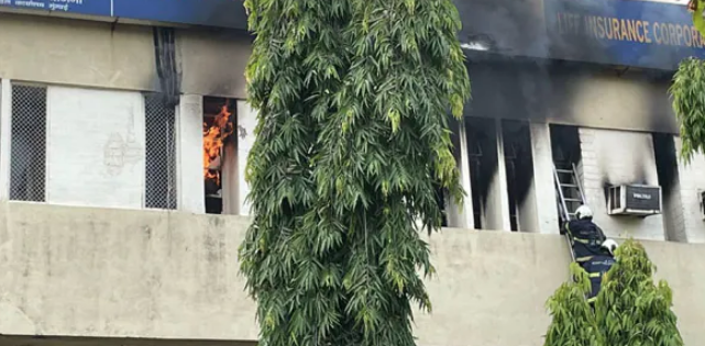 Fire brigade fires at LIC office